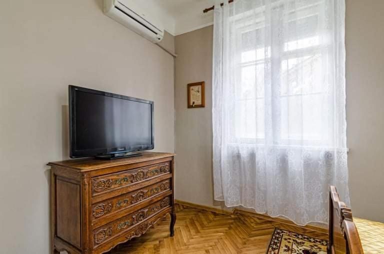 Апартамент Жасмин Apartment Varna Exterior photo